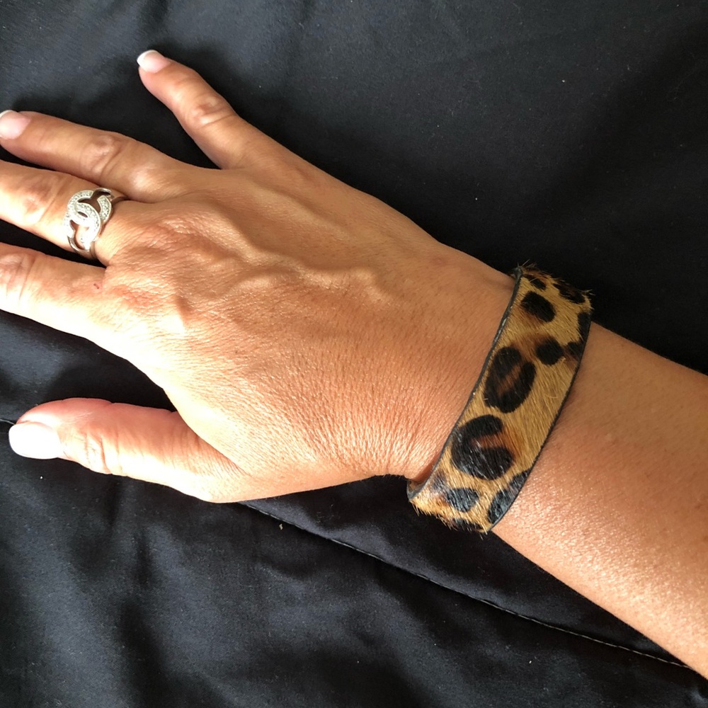 Fossil cheetah bracelet